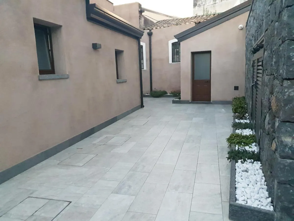 Mori Siciliani House Aparthotel Aci Castello